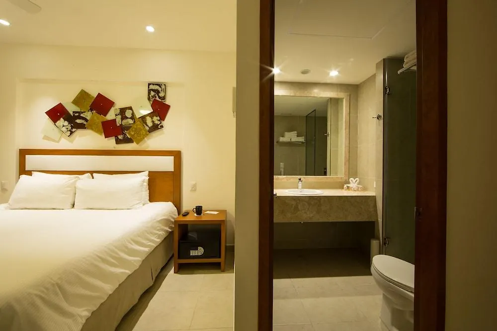 Hotel Ambiance Suites Cancun