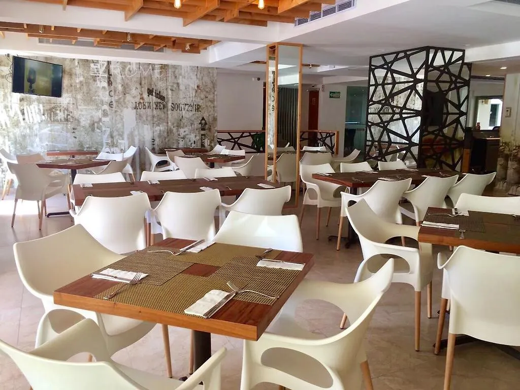 Ambiance Suites Cancún