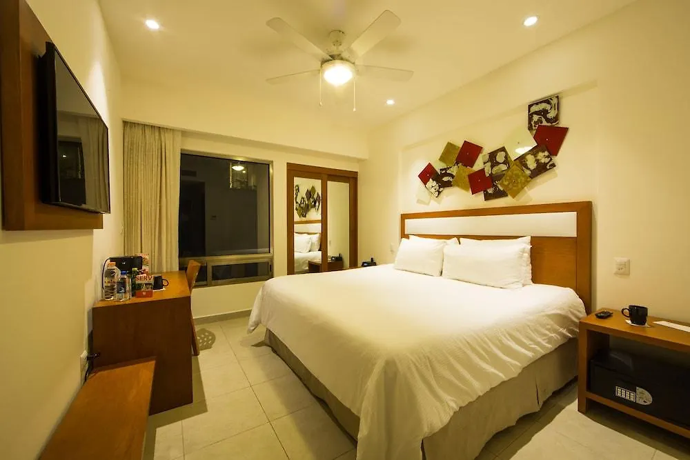 Hotel Ambiance Suites Cancún