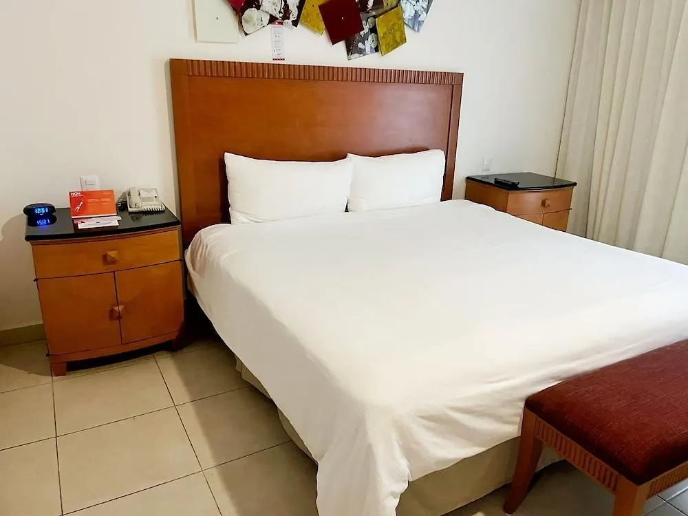 Ambiance Suites Cancún