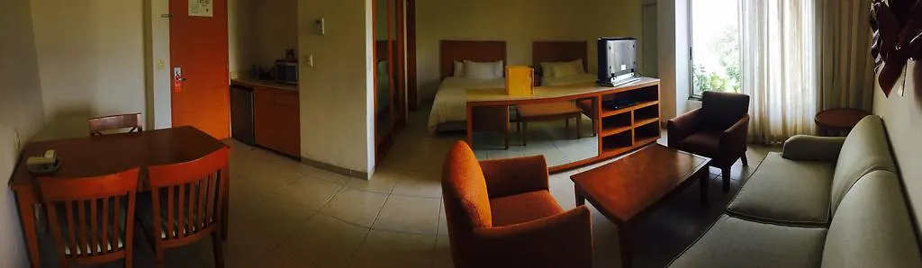 Ambiance Suites Cancún 4*,